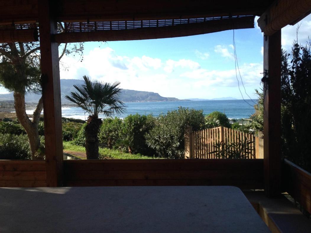 Casa Con Verande Sul Mare A 2 Minuti A Piedi Dalla Spiaggia Custonaci Exterior photo