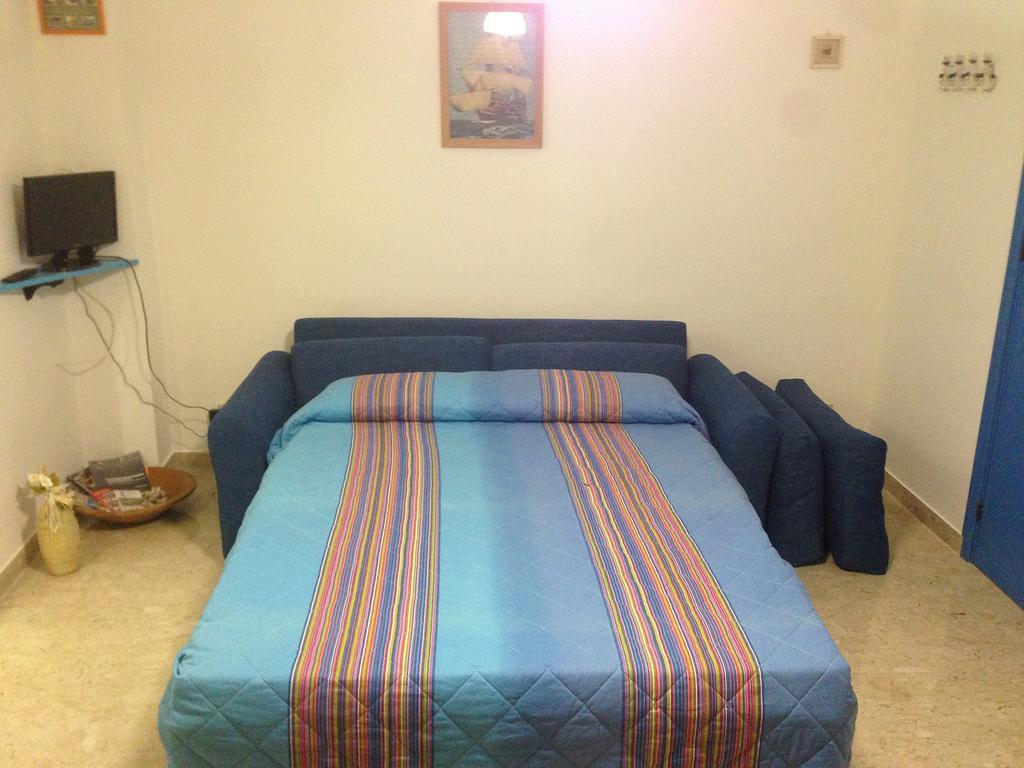 Casa Con Verande Sul Mare A 2 Minuti A Piedi Dalla Spiaggia Custonaci Room photo